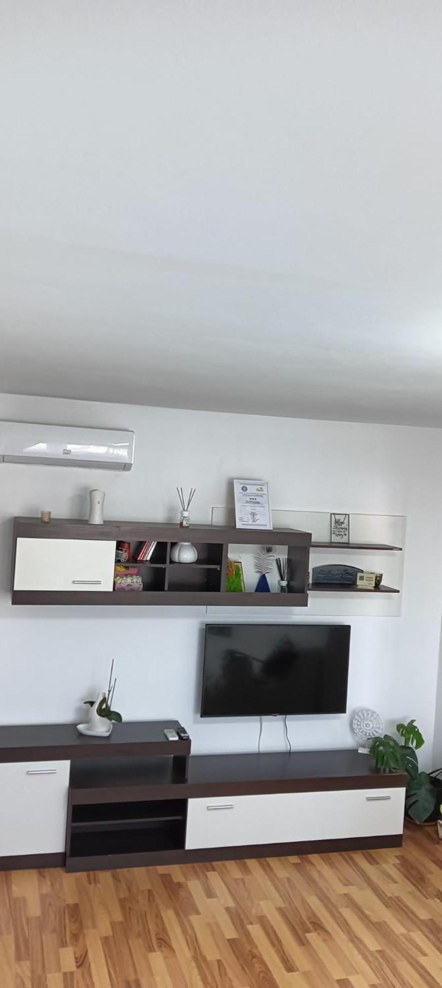 Hellen Apartament Targoviste Extérieur photo